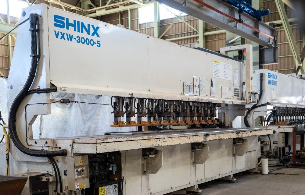 平板開先加工機（SHINX）