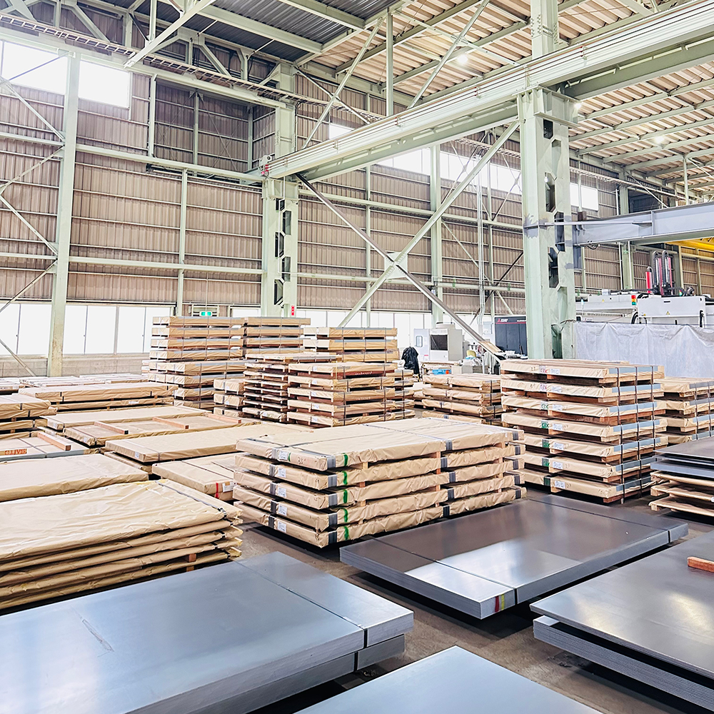 薄板シート製品（黒皮・酸洗・冷延・電機メッキ）